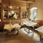 Gut Moierhof 3*