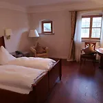 호텔 Gut Moierhof 발팅